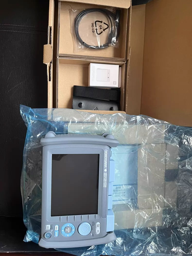 Optical Time Domain Reflectometer Otdr 1310 1550Nm - OTDR Yokogawa AQ1000 Original de Marca,