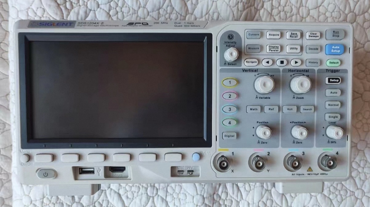 Osciloscopio Digital de Almace - Digital Storage Oscilloscope 4 Channel 100Mhz reseña y precio
